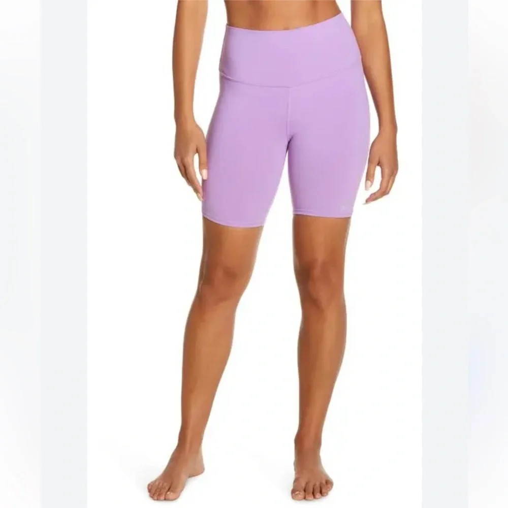 Alo Yoga Airbrush Short in Orchid